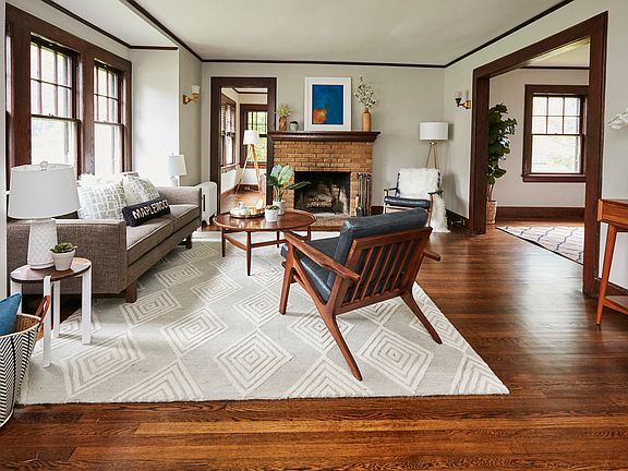 5th image of 59 Kendal Ave