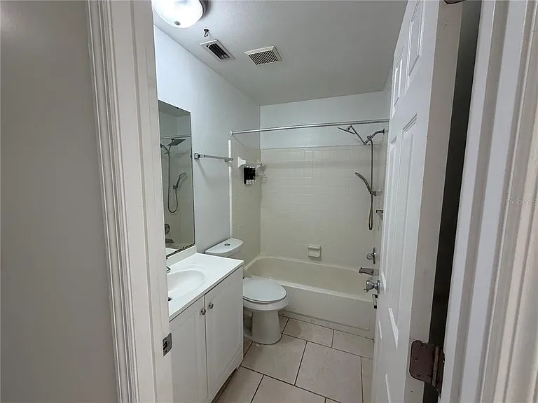 850 E Lime St #7 — Photo 27