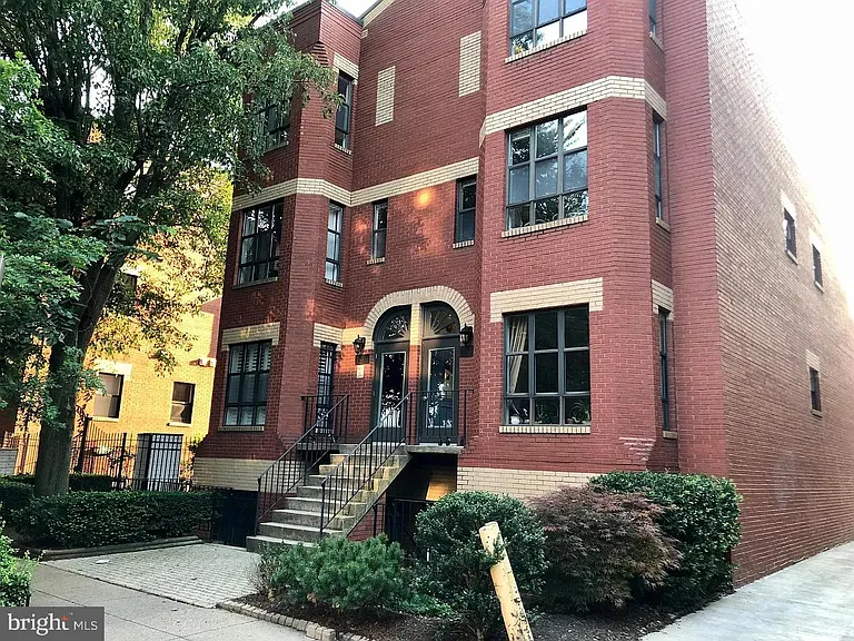 1306 12th St NW #C — Photo 1