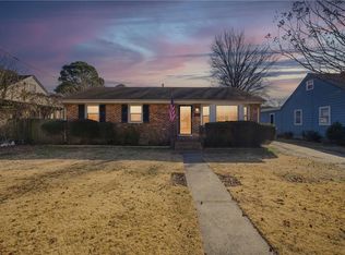 3813 Race St, Portsmouth, VA 23707