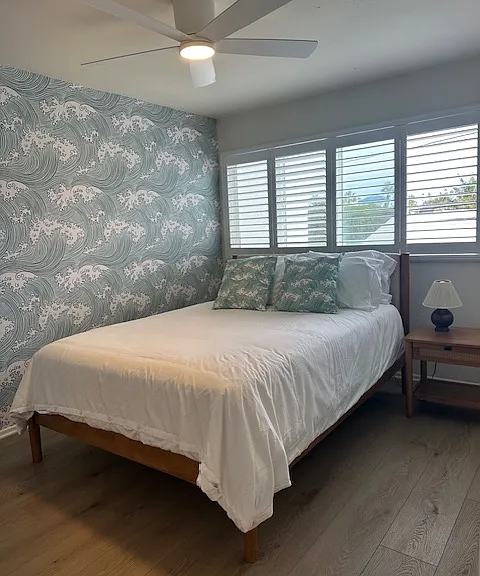 2nd bedroom with Queen sized bed