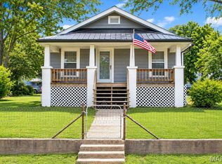 801 Richeson Rd, Potosi, MO 63664