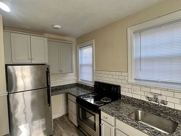 2nd image of 4505 W Grace St APT A