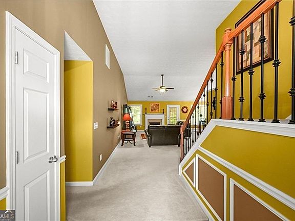 4th image of 2300 Village Green Dr