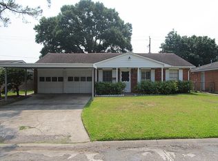 2121 Chestnut Ln, Pasadena, TX 77502