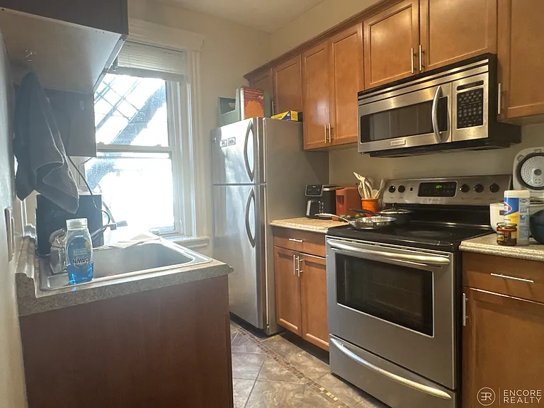 62 Park Dr #11 — Photo 1