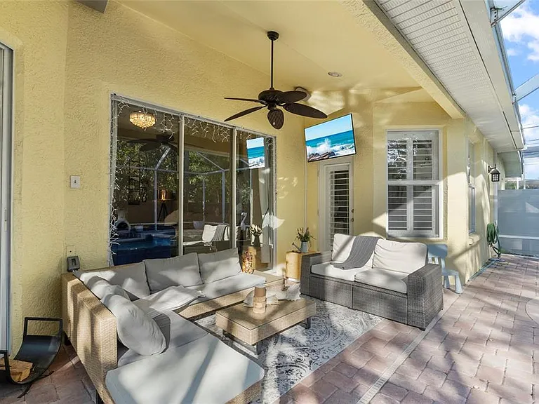 10602 Rochester Way — Photo 30