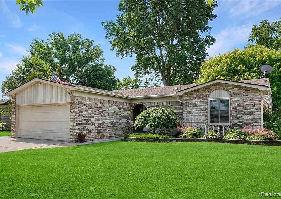 1st image of 15794 Nader Ct