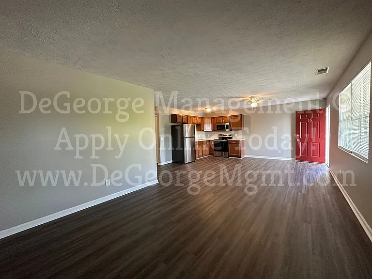 Burdick Estates Apartments — Photo 96