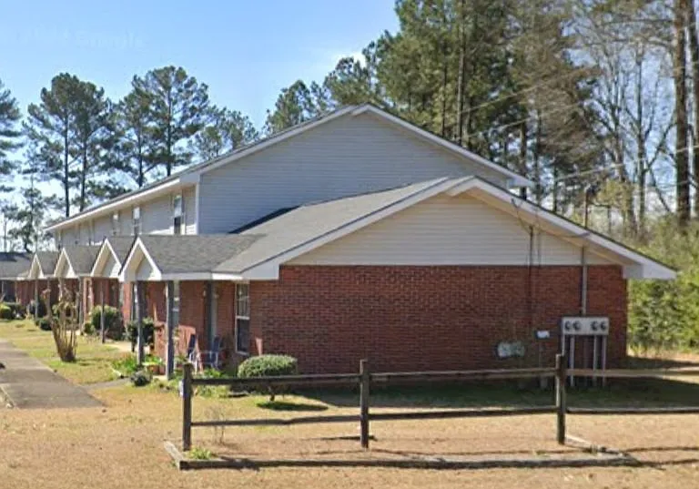 707 E Boyd Rd — Photo 1