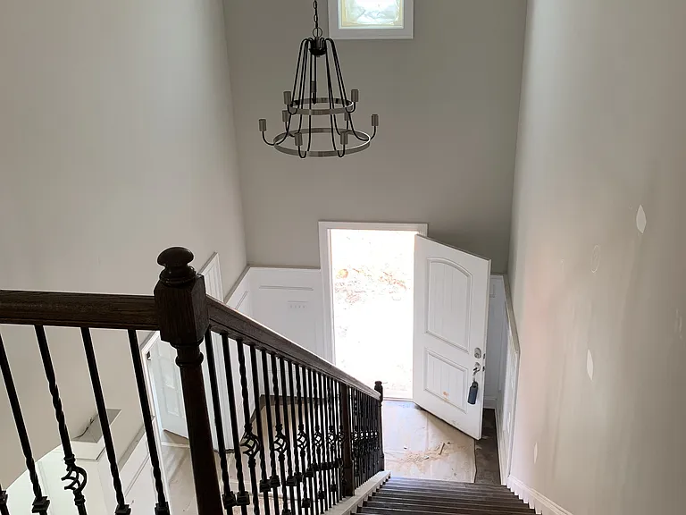 987 Falconer Dr — Photo 9