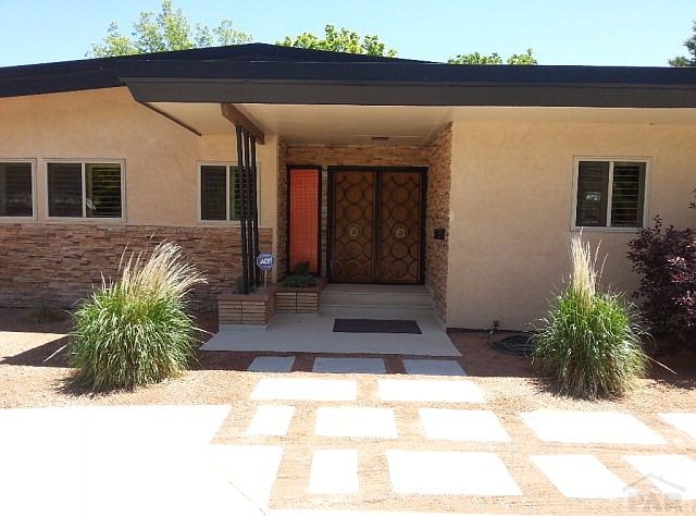 1st image of 514 Linda Vista Ave