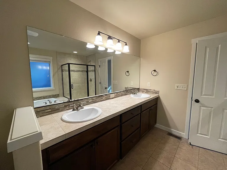 5783 SW Remington Dr — Photo 27