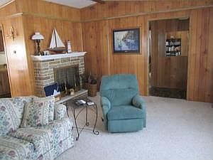 5th image of 112 Tanton Dr