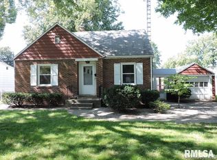 3219 S Palmer St, Springfield, IL 62703