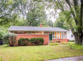 388 E Clearview Ave, Worthington, OH 43085