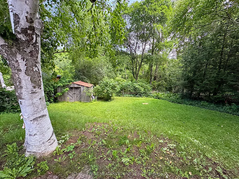 54 Hewson Cres #BASEMENT — Photo 27