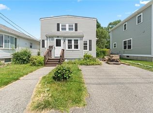 34 Tilden Ave, Warwick, RI 02888