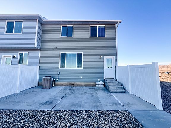 3rd image of 528 W 2000 S