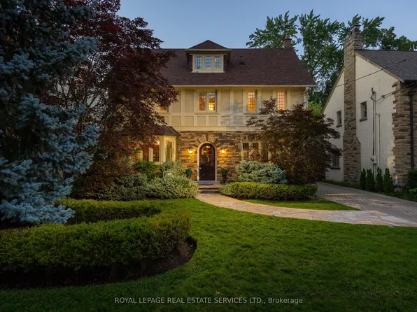 95 The Kingsway, Toronto, ON M8X 2T6