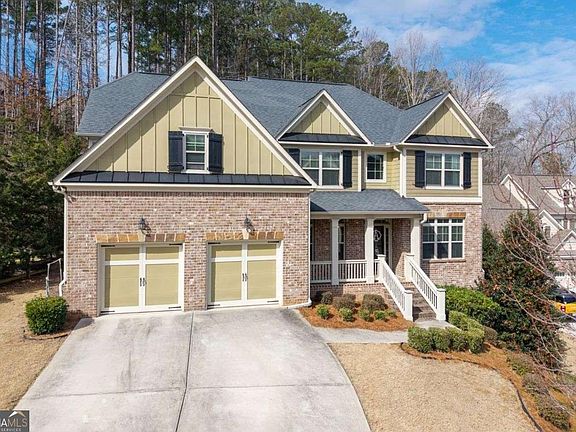 2nd image of 159 Lullwater Ln
