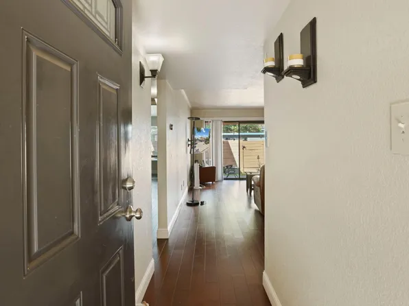 3768 W Benjamin Holt Dr APT 11, Stockton, CA 95219