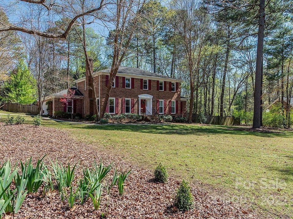 4401 Glen Oaks Dr, Matthews, NC 28104 Zillow