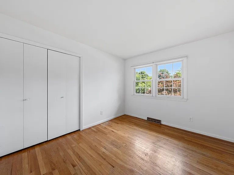 905 Carole Ct SE — Photo 20