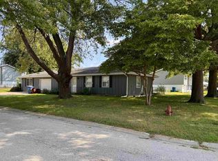 806 18th St, Port Byron, IL