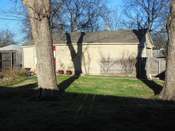 5th image of 1640 Dayton Ave