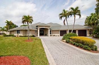 1st image of 6820 Yellowstone Ln