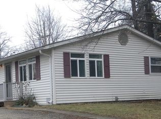 1420 Indian Ln, Carpentersville, IL 60110