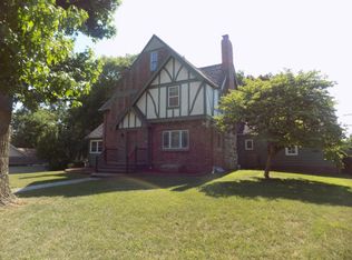 915 N Jefferson St, Carrollton, MO 64633