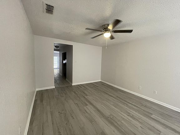 3rd image of 7201 Sparkle Sea Dr APT 1