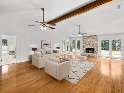 107 Boot Hl, Horseshoe Bay, TX, 78657