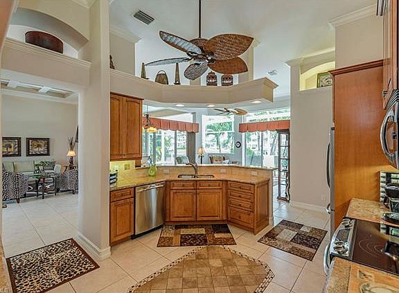 2nd image of 151 Leeward Ct