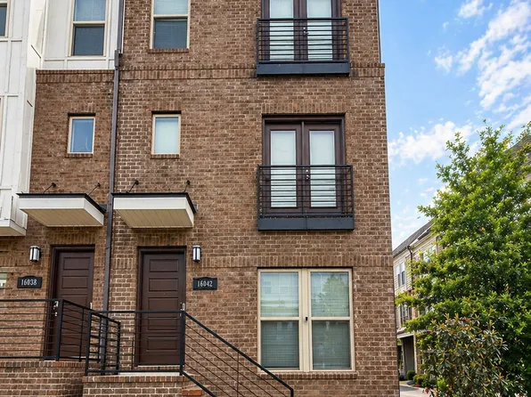 16042 Roscoe Ln, Charlotte, NC 28204