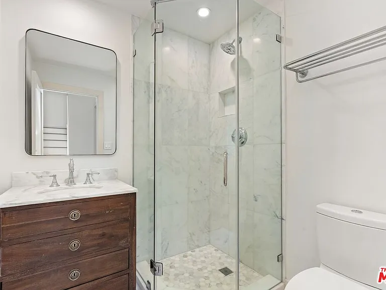 33 E Reef St #4 — Photo 27