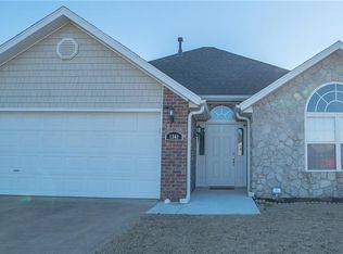 1341 Pinot Ave, Centerton, AR 72719
