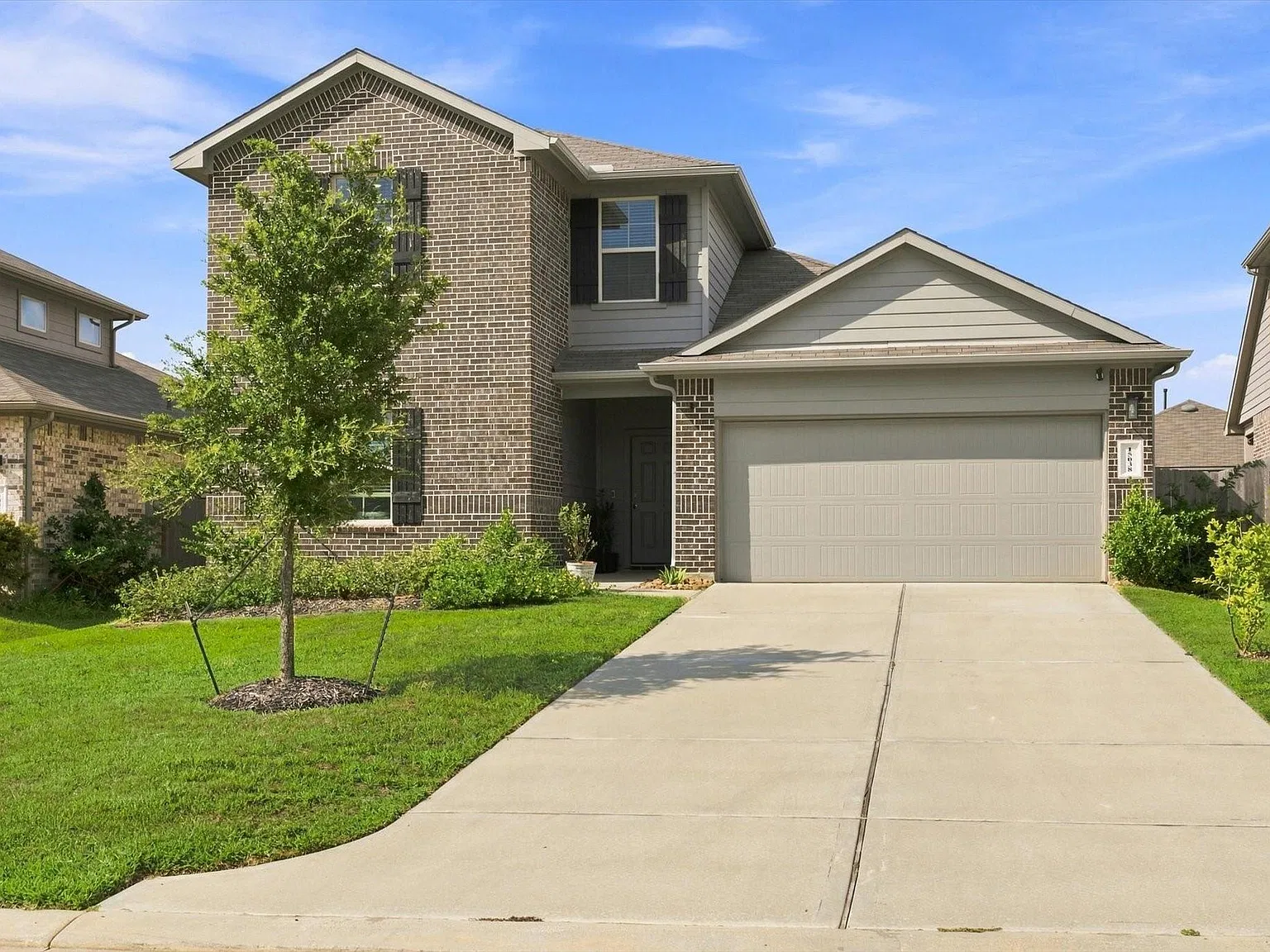 4 bed, 3.0 bath, 2597 sqft, $2,350 — Photo 3