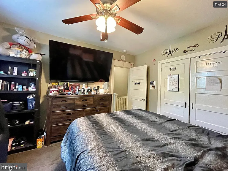 2307 Madison St — Photo 12