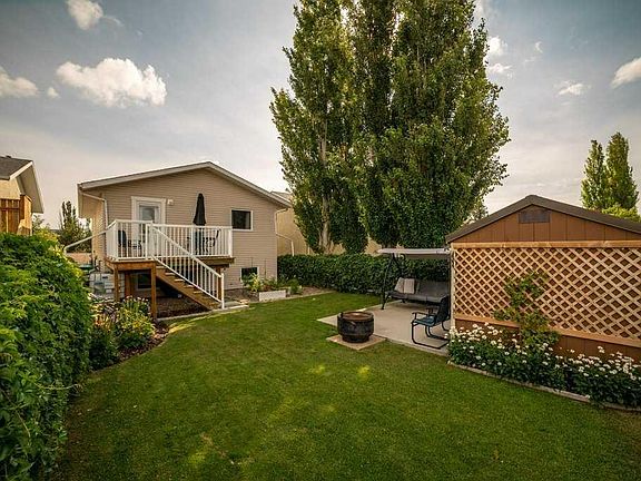 5th image of 94 Assiniboia Way W