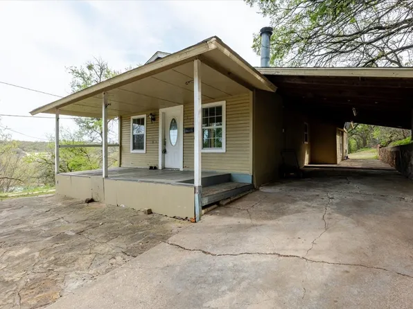 617 NW 9th St, Mineral Wells, TX 76067