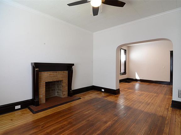 5th image of 3449 Iowa Ave #1F