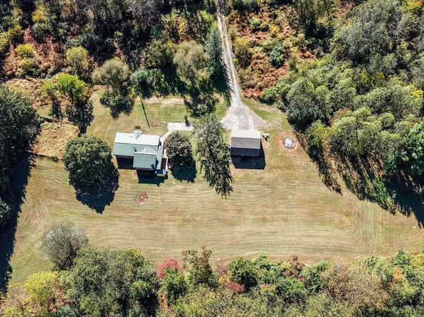 65 Shady Ln, Mohnton, PA 19540