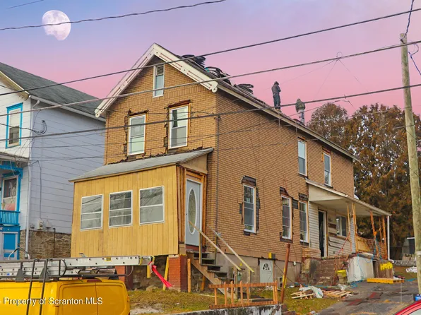 535 W State St, Larksville, PA 18651