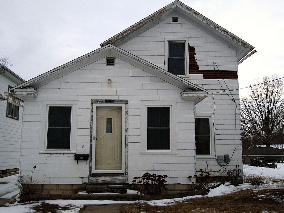 1st image of 1003 10th St