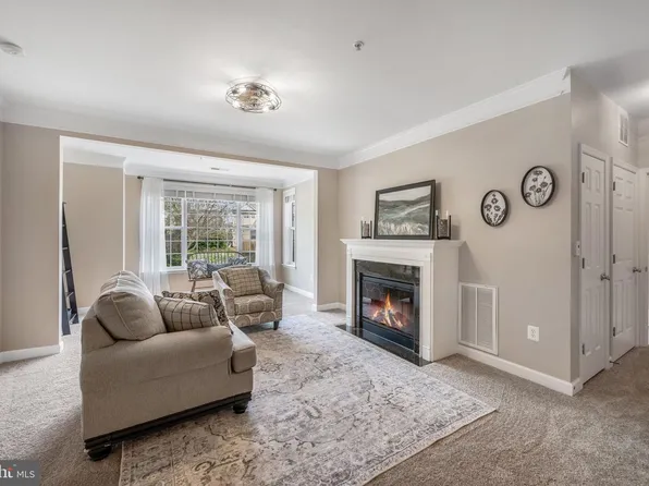 701 Cobblestone Blvd Unit 203, Fredericksburg, VA 22401