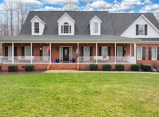 406 Creek Mill Ct, Greensboro, NC 27406