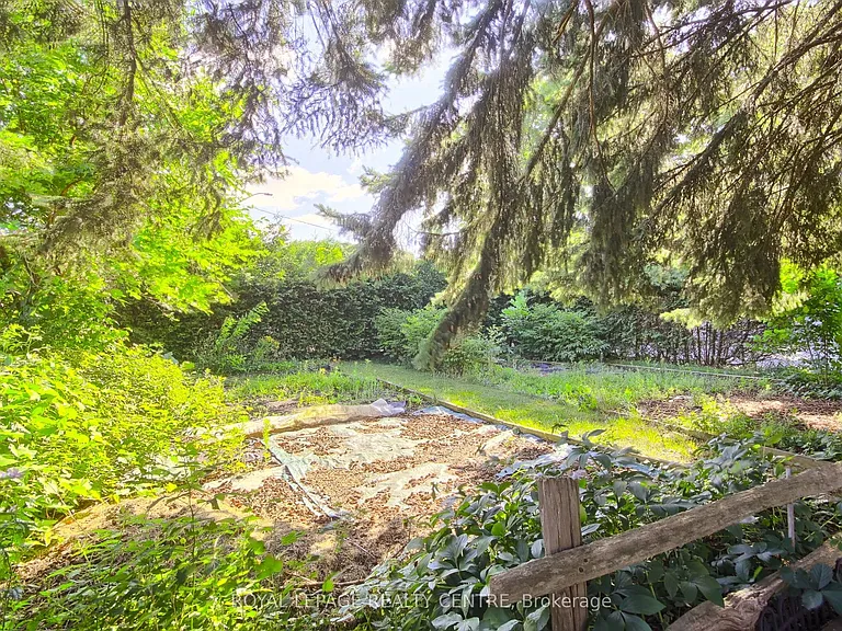 1087 Orchard Rd #LOWER — Photo 31